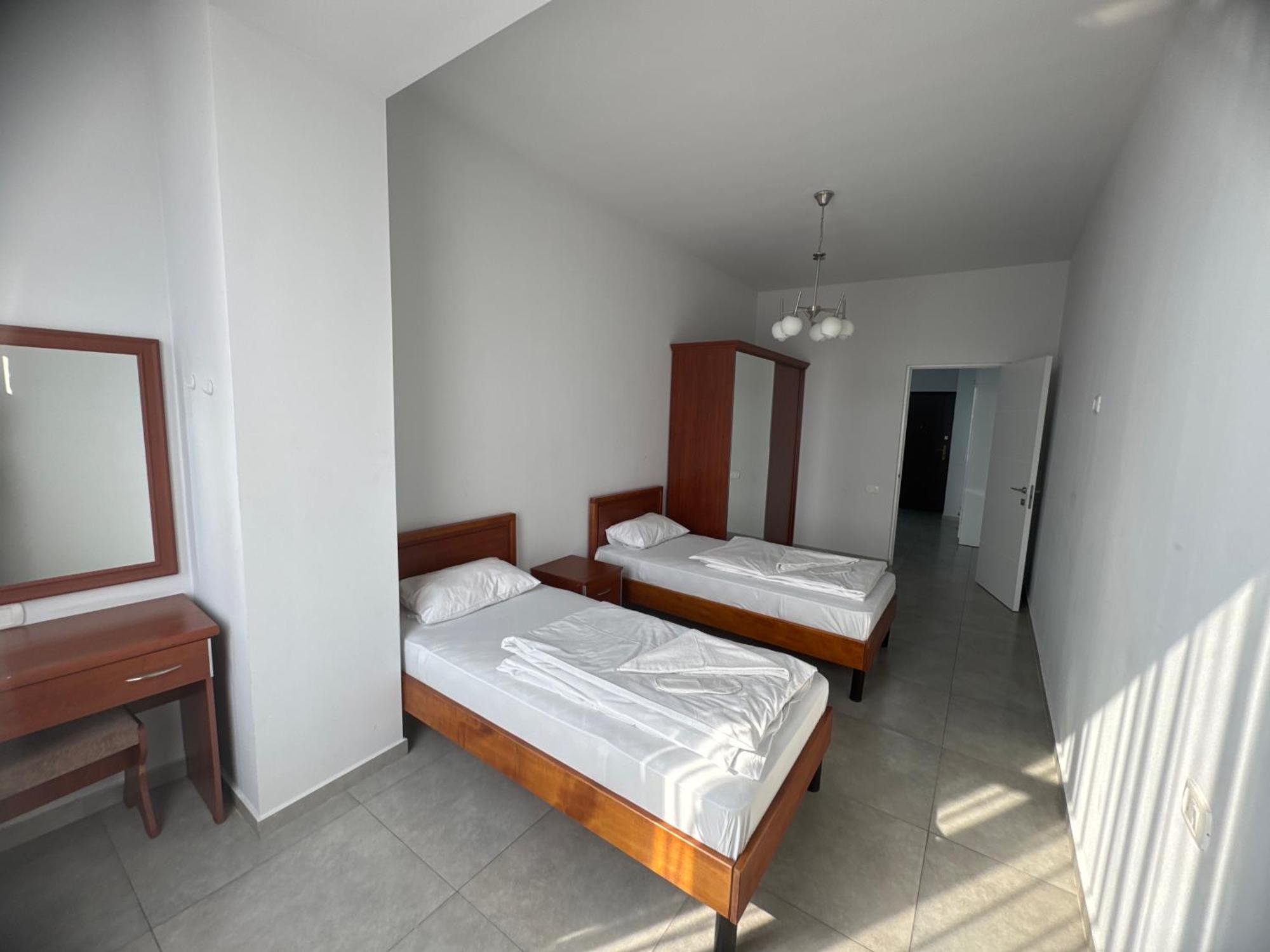 Modern 2-bedroom In Apartment *