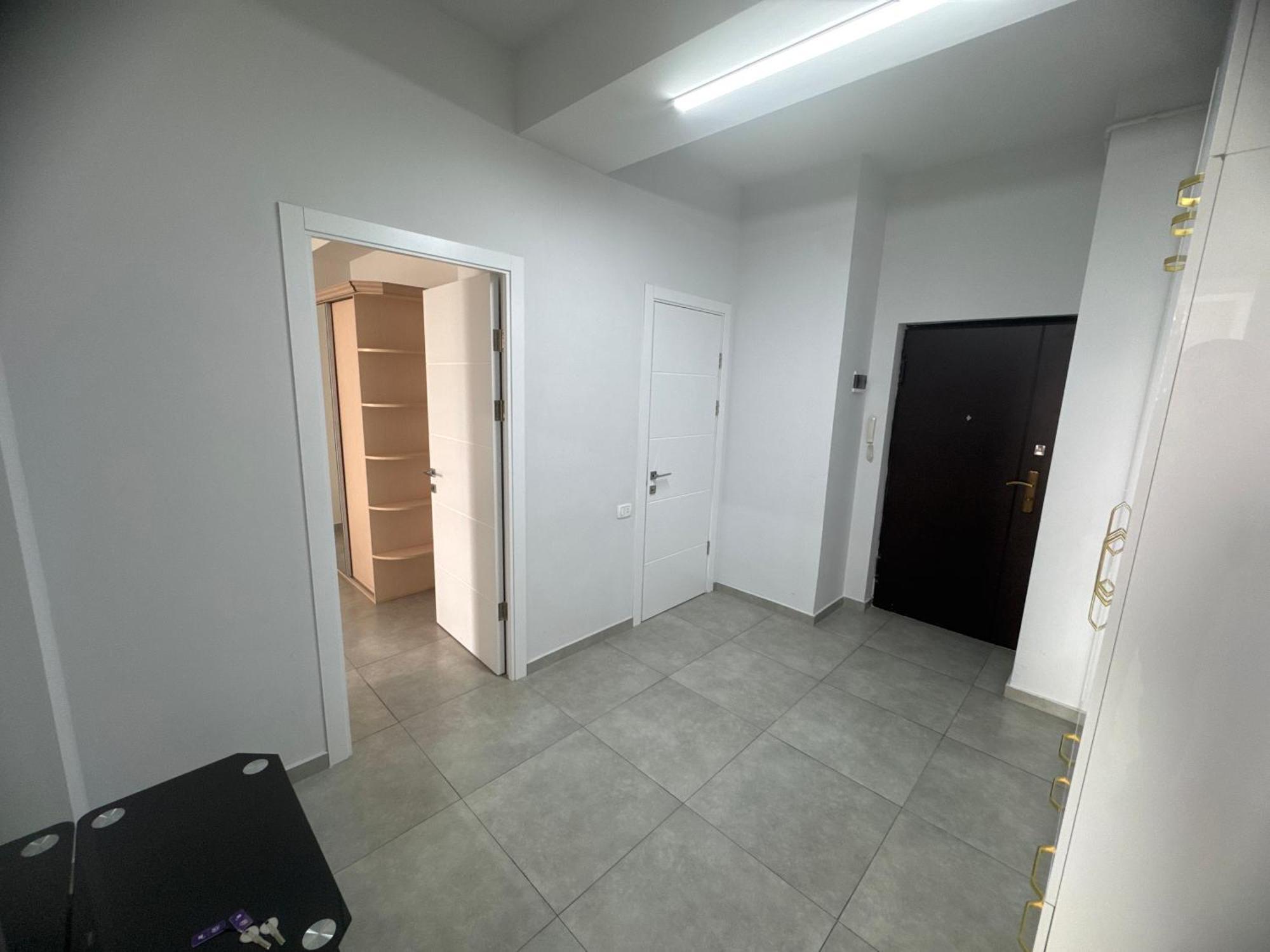 Modern 2-bedroom In *